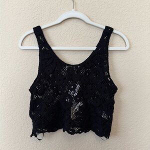 NWT Buckle New In Crochet Black Cropped Tank Top , Size M/L